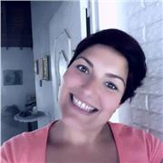 Laureata in economia e marketing, madrelingua spagnolo offre lezioni a Biella